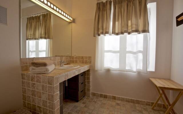 Villas du Luberon - Le Mas Des Roses