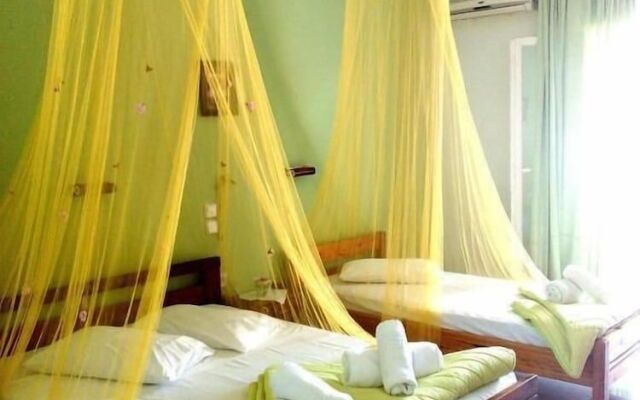 Margaritas' Rooms