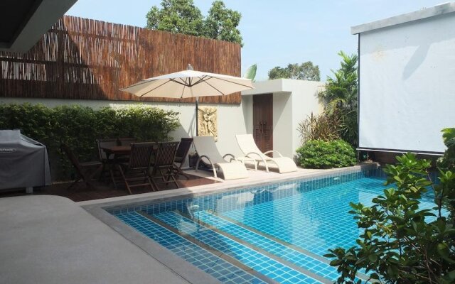 Villa Chok in beachfront villa resort