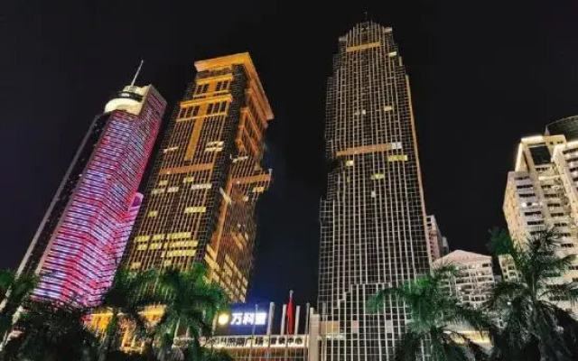 Vanke Shennan Road 68 Apartment (Shenzhen Dongmen Hubei Subway Station Branch)