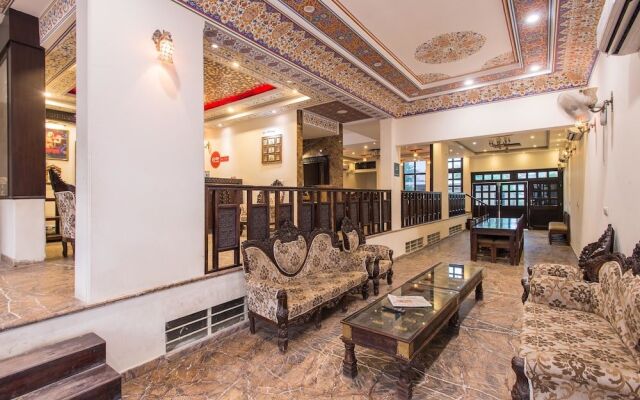 OYO 838 Hotel SuryaGarh