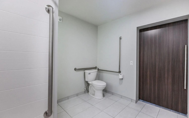 Holiday Inn Express Hotel & Suites Edmonton South by IHG