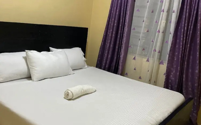 Lux Suites Nila Apartments Utawala