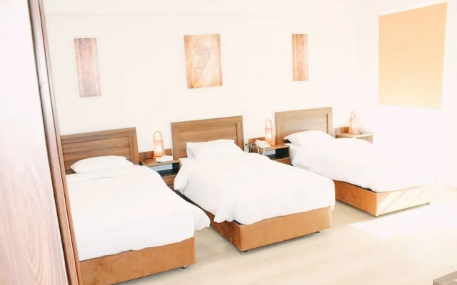 Vibes Hostel & SPA