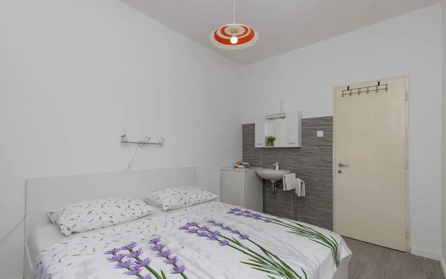 Guest House Bradas