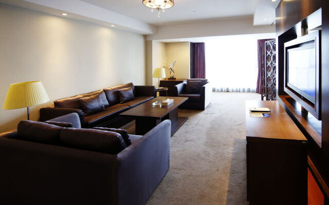New Beacon Luguang International Hotel - Wuhan Optics Valley Plaza