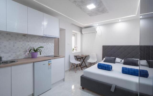 Cozy Apartments Kostovic