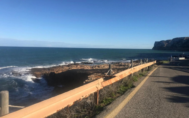 Estudio en Dénia con piscina y wifi privada, a 100 m del mar