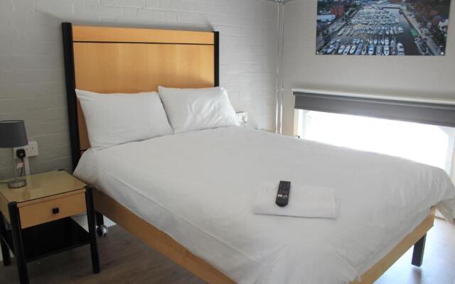 Park Hotel & Apartments