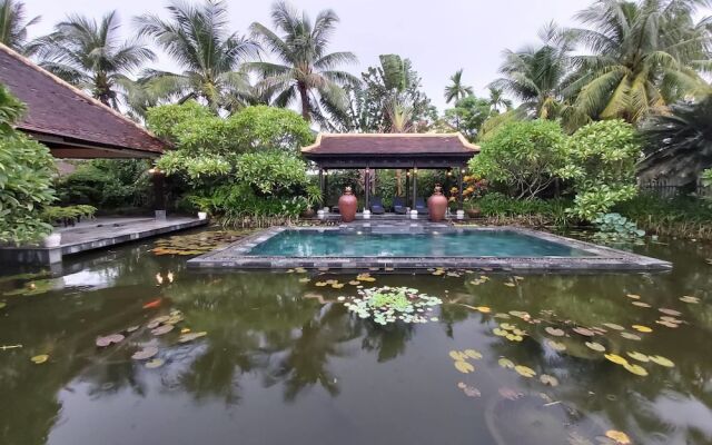 Villa Hoa Su Frangipani Village Resort