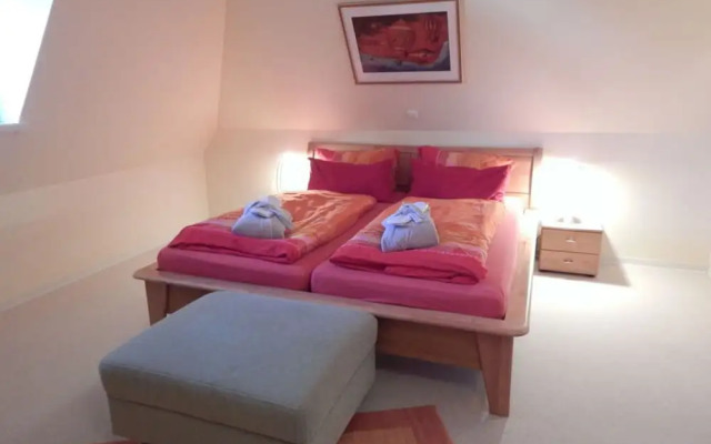 16 Bohler Brise Modern Retreat