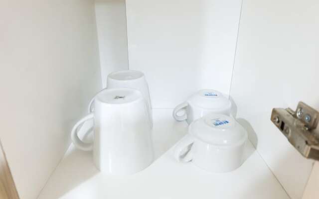 Spacious Studio Apartment @ Azalea Suites