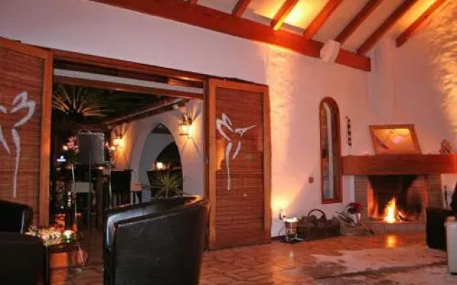 Birdcage Resort - Adult Only