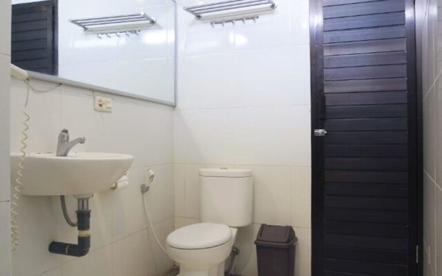 Airy Tugu Adipura Jendral Suprapto 19 Bandar Lampung