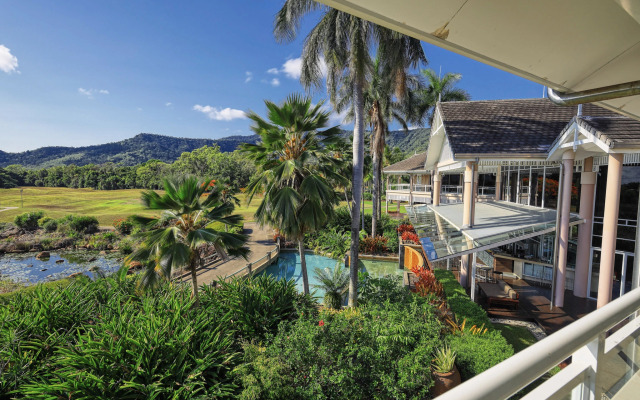 Paradise Palms