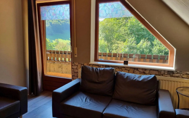 Ferienwohnung - Waldwasser mit Waldblick