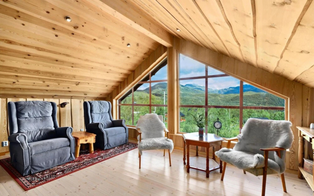 Awesome Home in Norheimsund With 5 Bedrooms, Sauna and Wifi