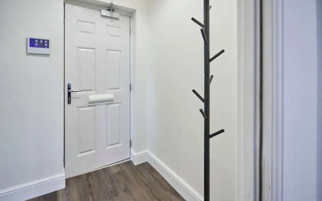 Host Stay Apartment 2 Upton House