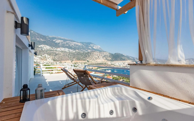 Kalkan Saray Suites - Adults Only