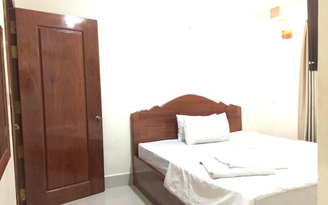 Hang Pich Airport Guesthouse