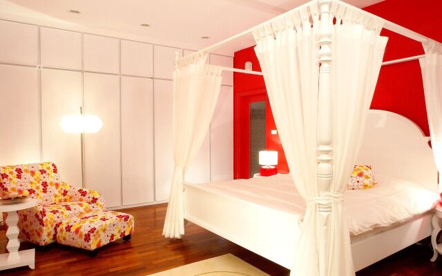 Memory Garden Villa