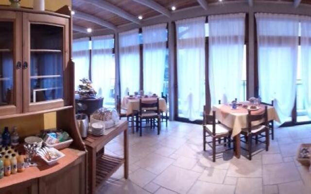 Pergola Rooms