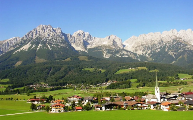 Snug Apartment in Ellmau With Balcony