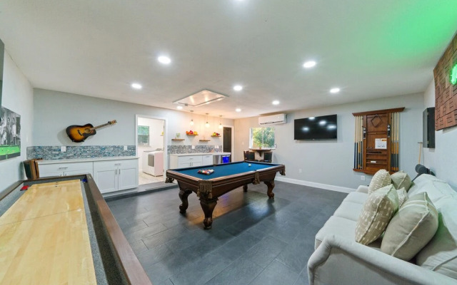 The Oak Loft