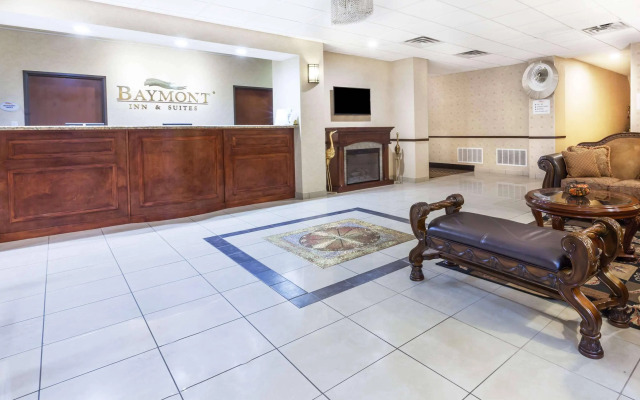 Grander Inn & Suites