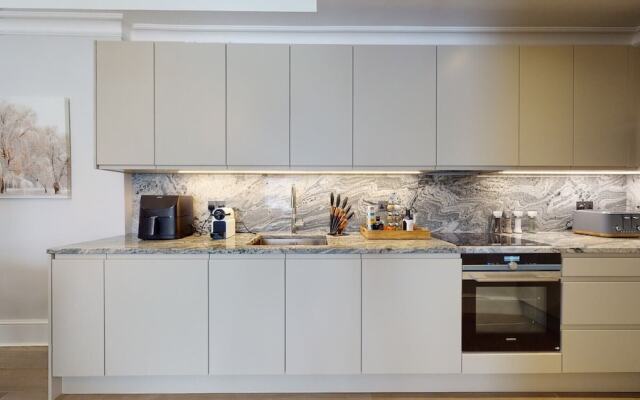 Amazing Newly Refurbished Mews House