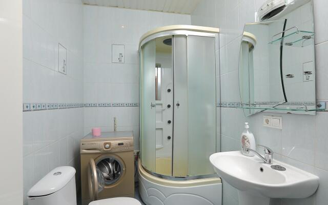 Vgosti на улице Батурина