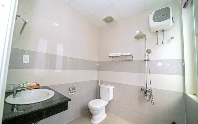 Vinh Hoi Hotel