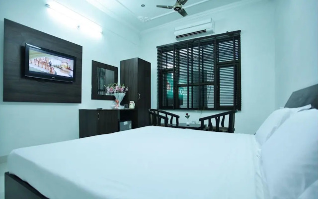 Hotel Rani Castle