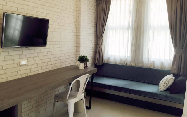 MORE Patong Hotel