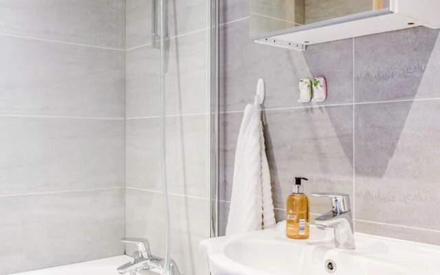 Watford Central Serviced Apartments - F3
