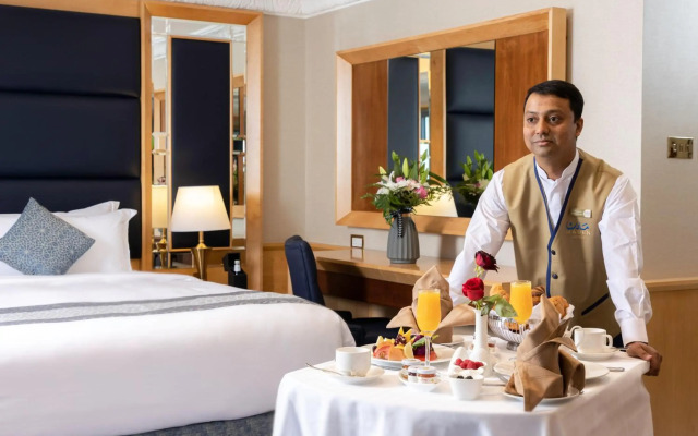 Royal Inn Al-Nokhba Hotel