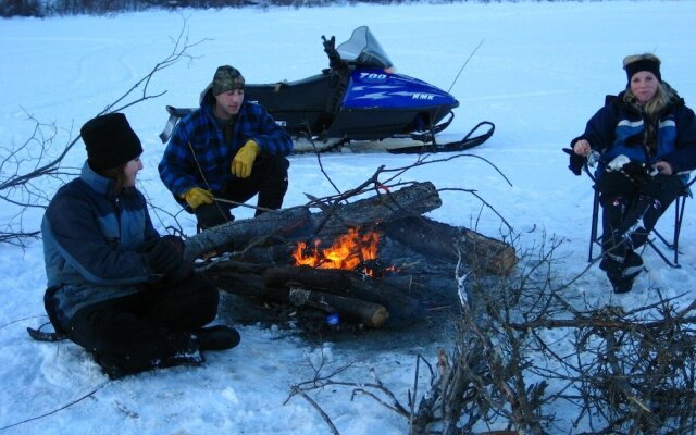 Williston Lake Resort