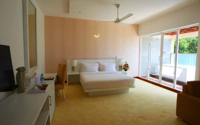 Randholee Resort & Spa