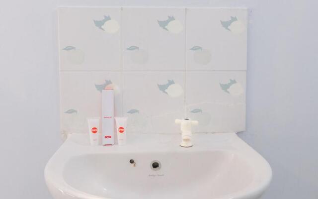 Hotel Nugraha By OYO Rooms