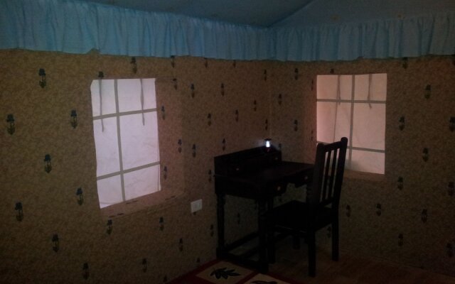 Desert Glamping