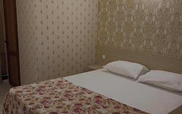 Yuzhny dvorik Guest house