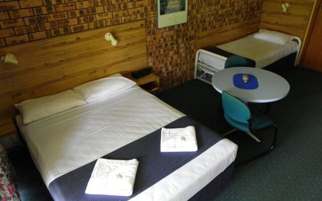 Surfside Resort Motel