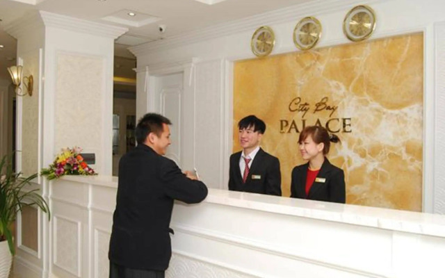 City Bay Hotel