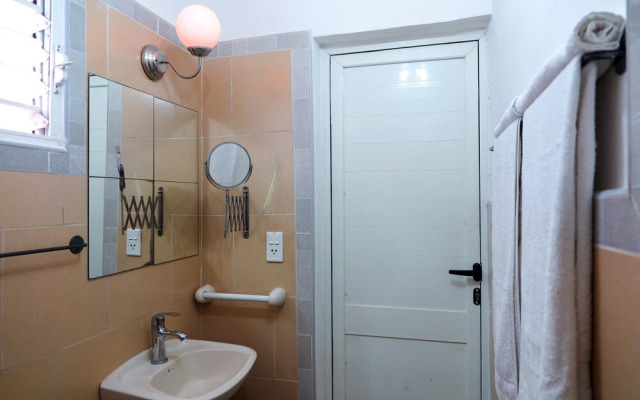 PLAZA, Knocking on Cuba