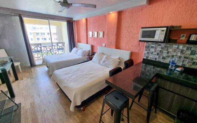 Cancun Plaza Condo Apartment