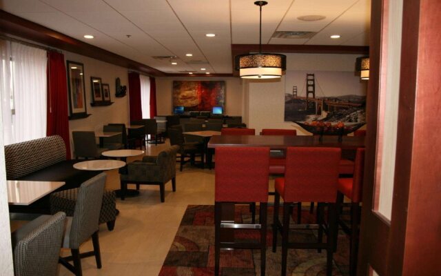 Hampton Inn Kansas City/Blue Springs