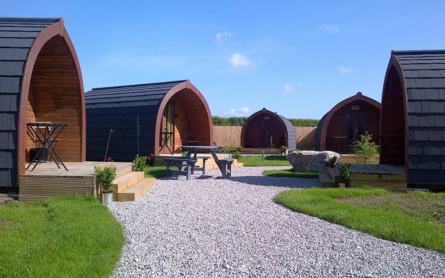 The Little Hide - Grown Up Glamping