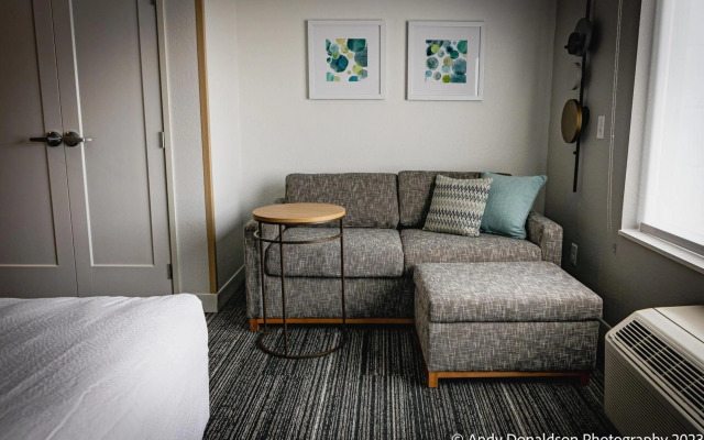 Towneplace Suites By Marriott New Philadelphia