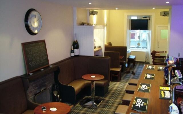 Aberdour Hotel & Stables Rooms