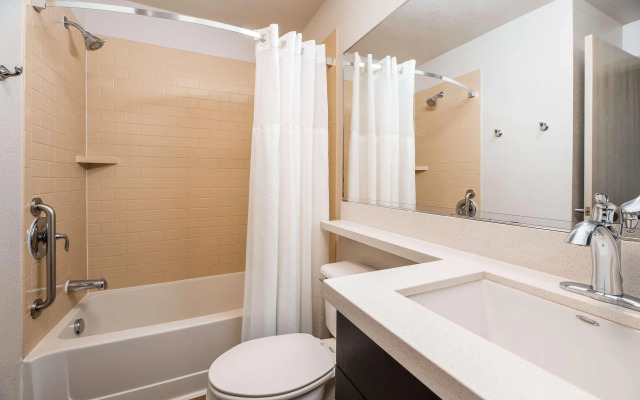 Sonesta Simply Suites Dallas Richardson